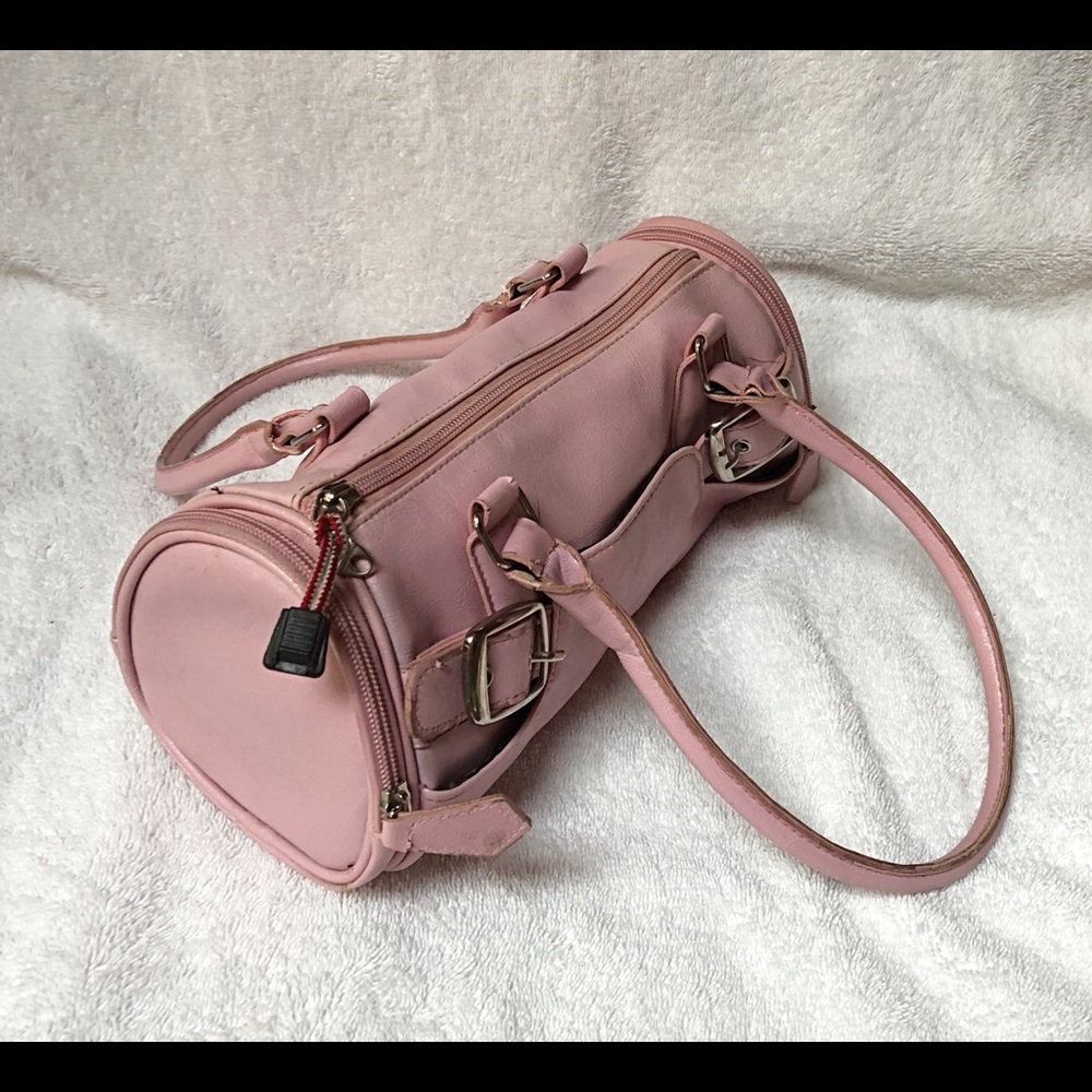 Pink Purse - Picture 5 of 9